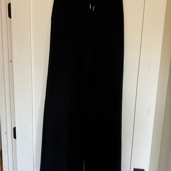 SPANX Pants - Spanx AirEssentials Wide Leg Pant - Black, M, Tall